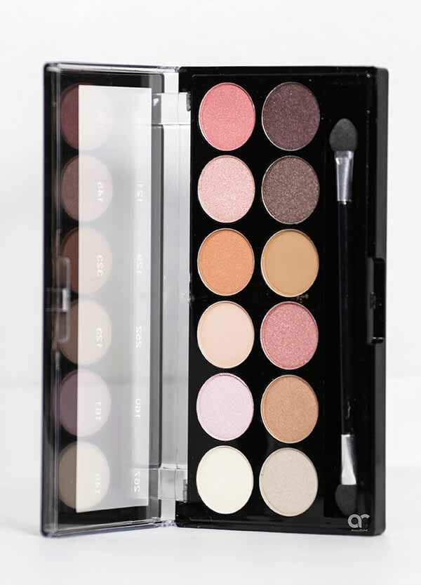 تصوير منتجات ميك اب احترافي تصوير منتجات ميك اب احترافي